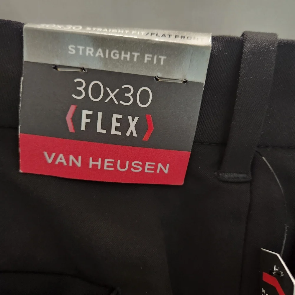 Van Heusen Flex Fit Non-Iron Straight Fit Black Pants 30x30 NWT